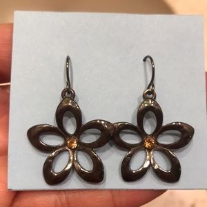 Black flower earrings